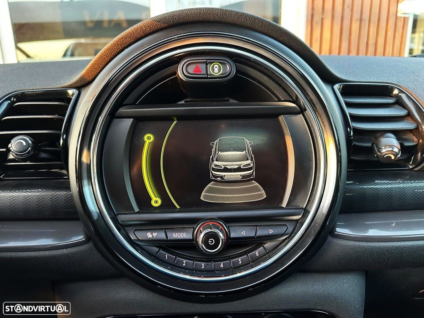 MINI Clubman One D - 11
