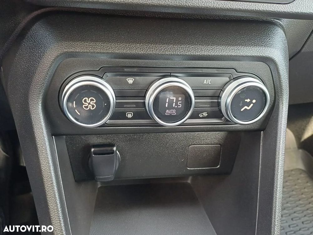 Dacia Sandero Stepway TCe 90 MT6 Comfort - 21