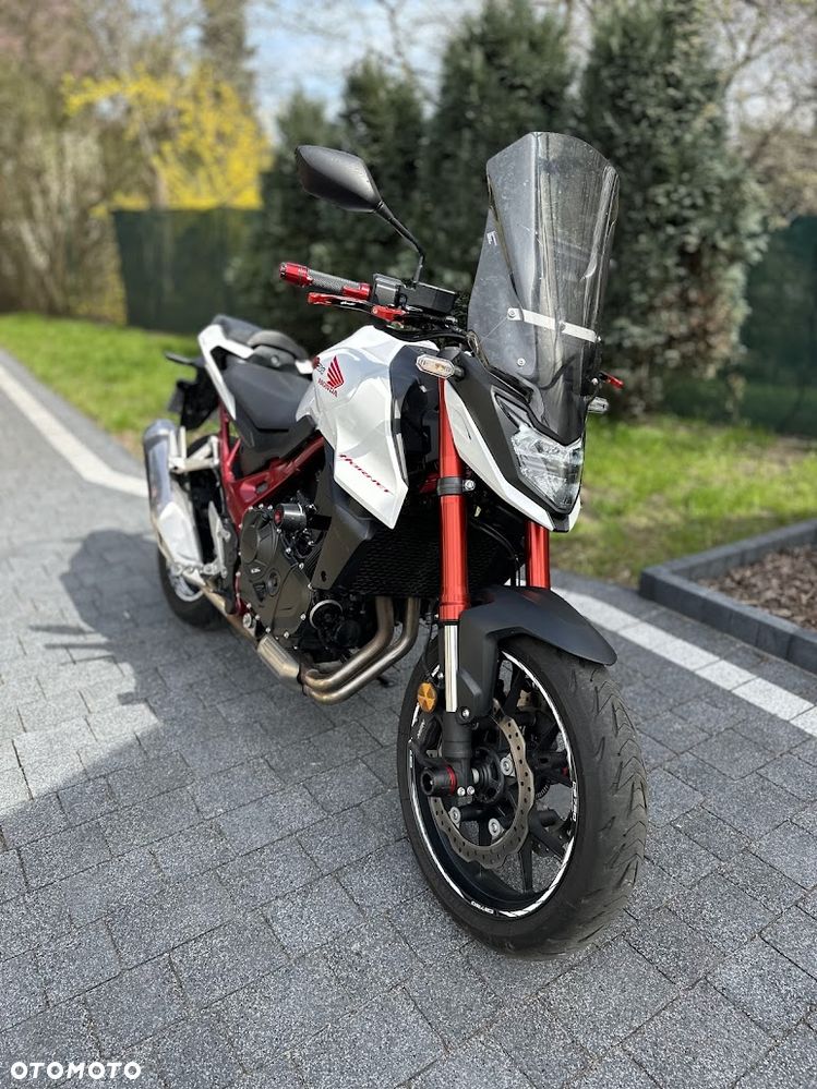 Honda Hornet - 4