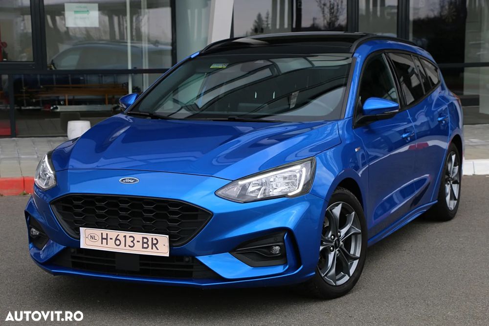 Ford Focus 1.0 EcoBoost Start-Stopp-System ST-LINE DESIGN - 12