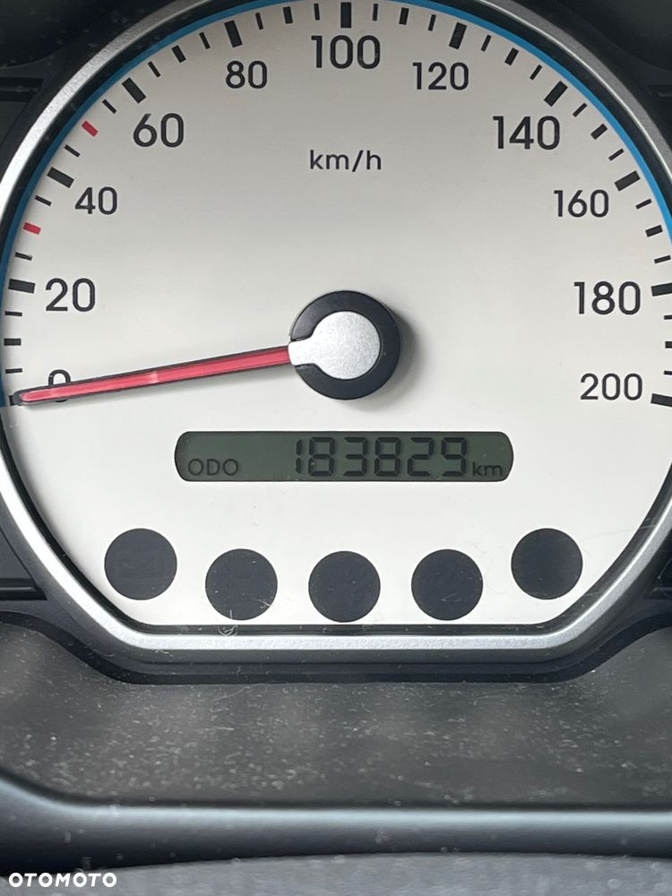 Hyundai i10 - 8