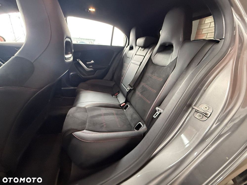 Mercedes-Benz Klasa A 180 AMG Line 7G-DCT - 11