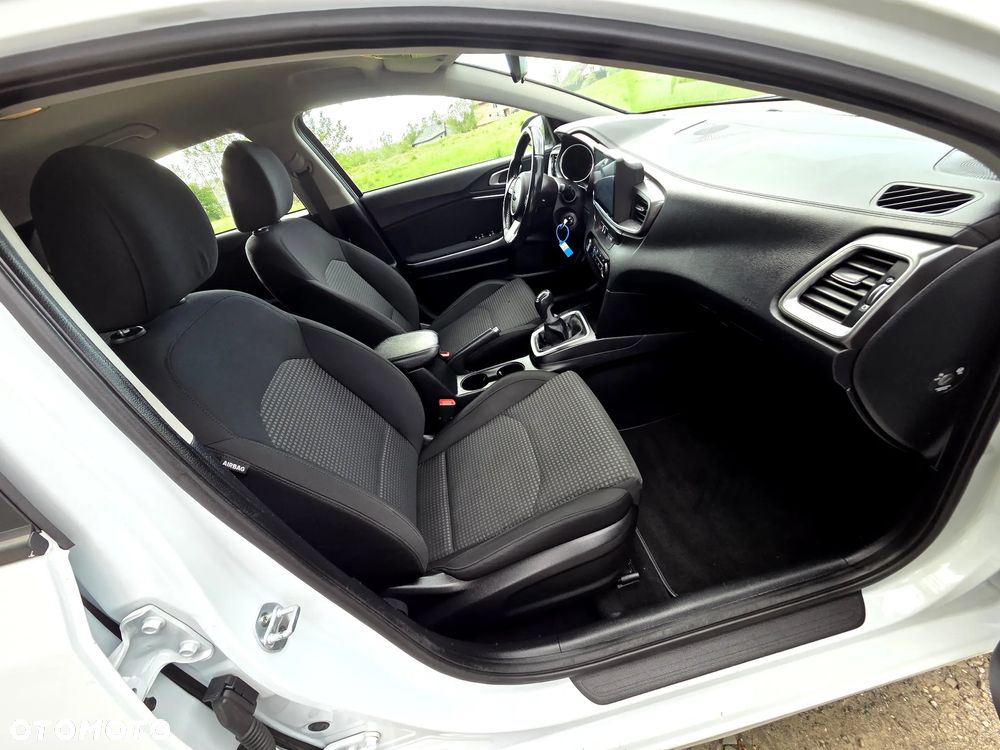 Kia Ceed 1.4 M - 25
