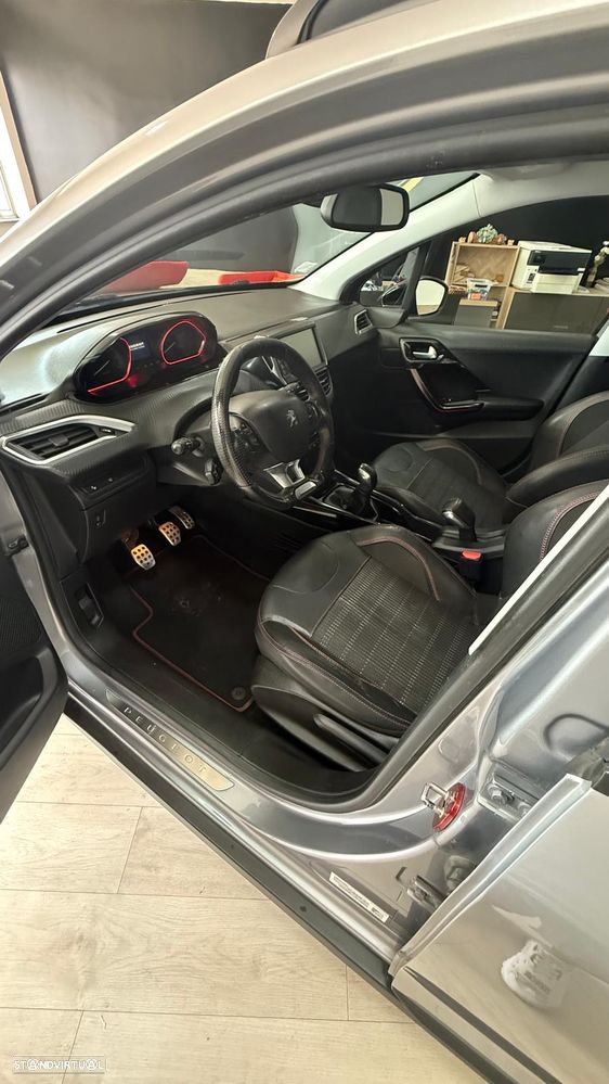 Peugeot 2008 PureTech 110 Stop&Start GT-Line Edition - 18