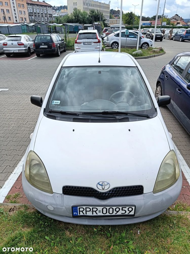 Toyota Yaris - 5