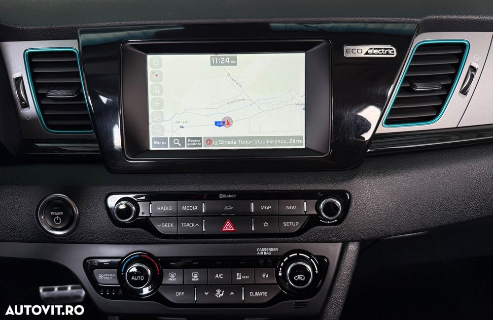 Kia Niro - 32
