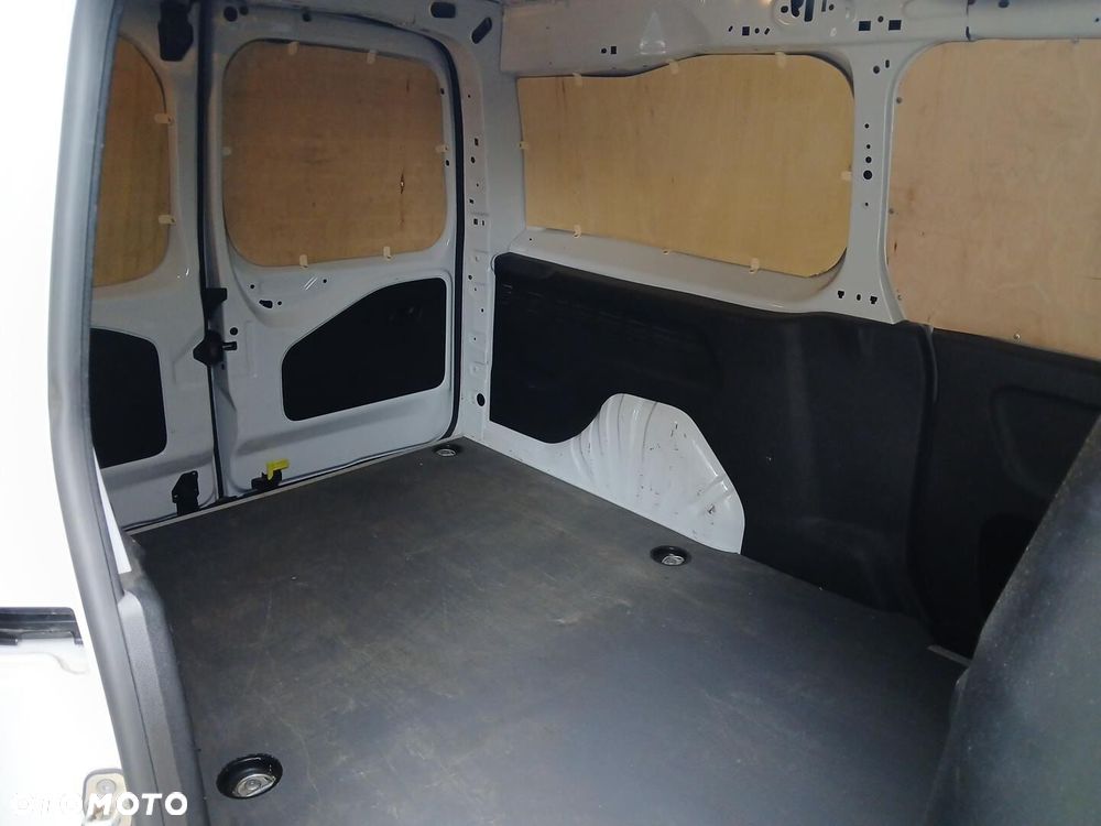 Toyota PROACE CITY - 12