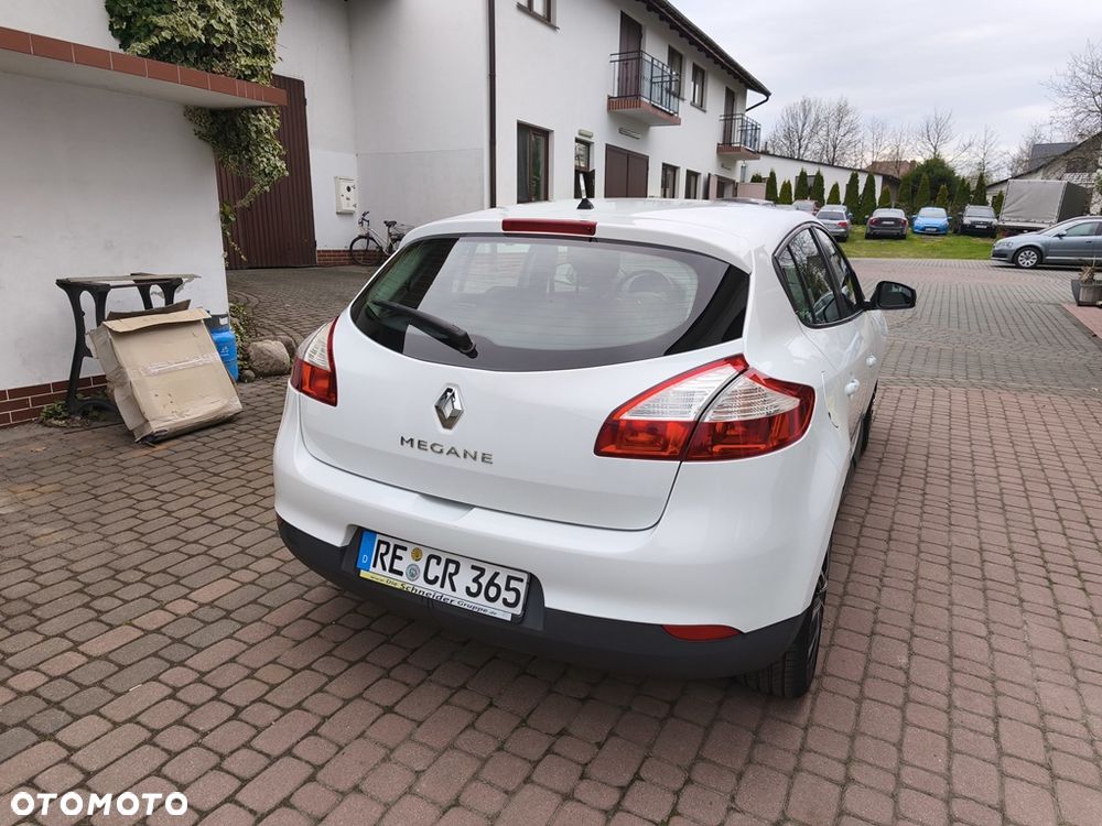Renault Megane 1.6 16V 110 Authentique - 13