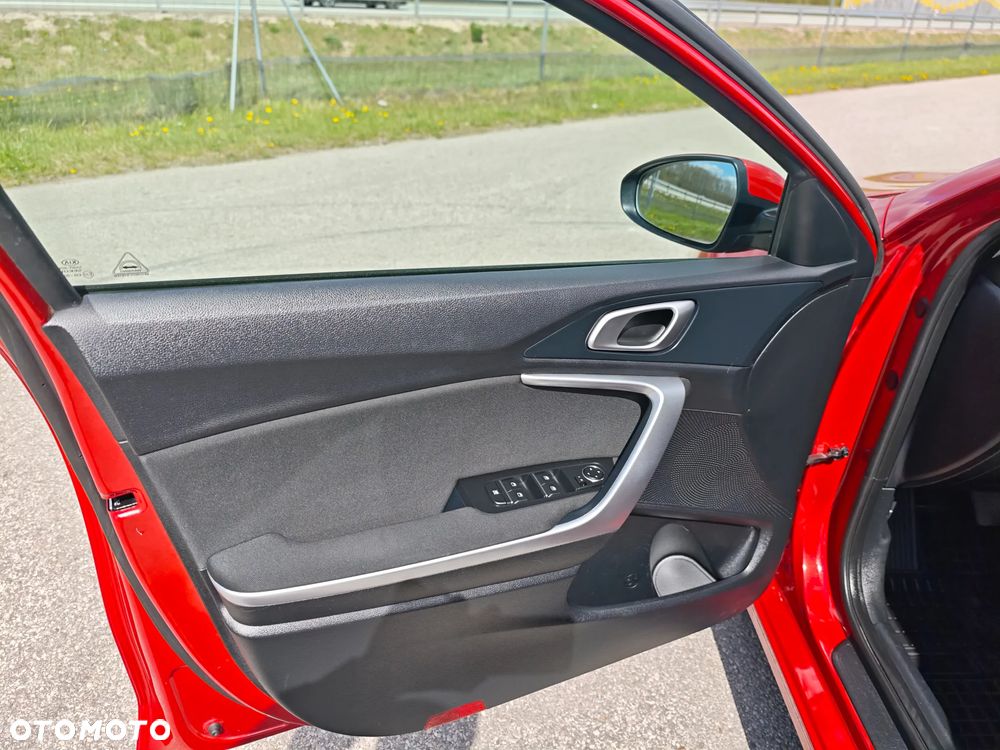 Kia Ceed 1.4 T-GDI M Max - 17