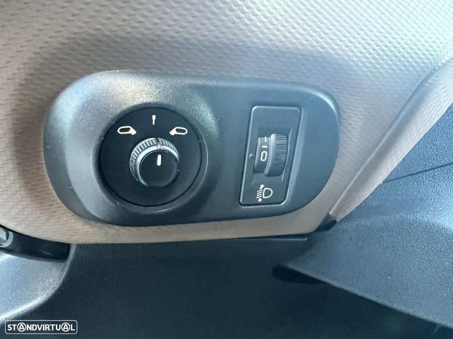 Citroën C4 Cactus 1.2 PureTech Shine Pack - 22