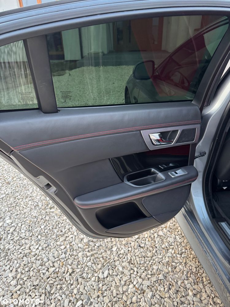 Jaguar XF XFR 5.0 V8 Kompressor - 23