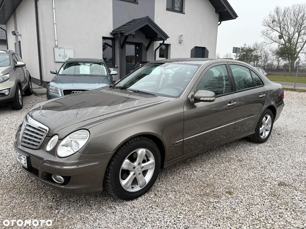 Mercedes-Benz Klasa E 200 CDI Elegance DPF - 1