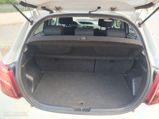 Toyota Yaris 1.5 HSD Sport +P.Techno+P.Luxury - 30