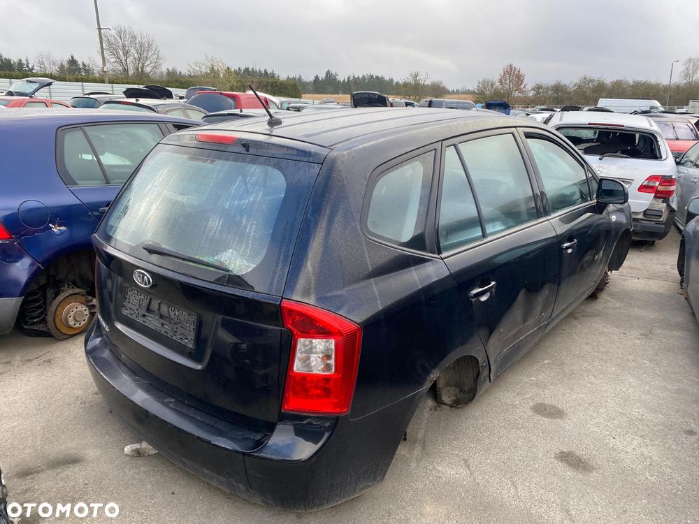 A199/KIA CARENS 3/NA CZĘŚCI - 3