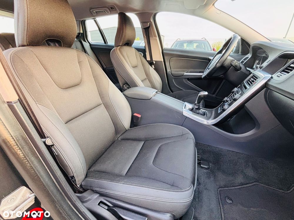 Volvo V60 D4 Drive-E Summum - 26