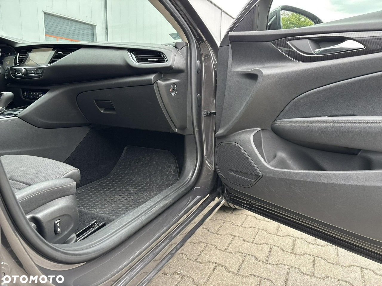Opel Insignia 2.0 T Business Elegance S&S - 17