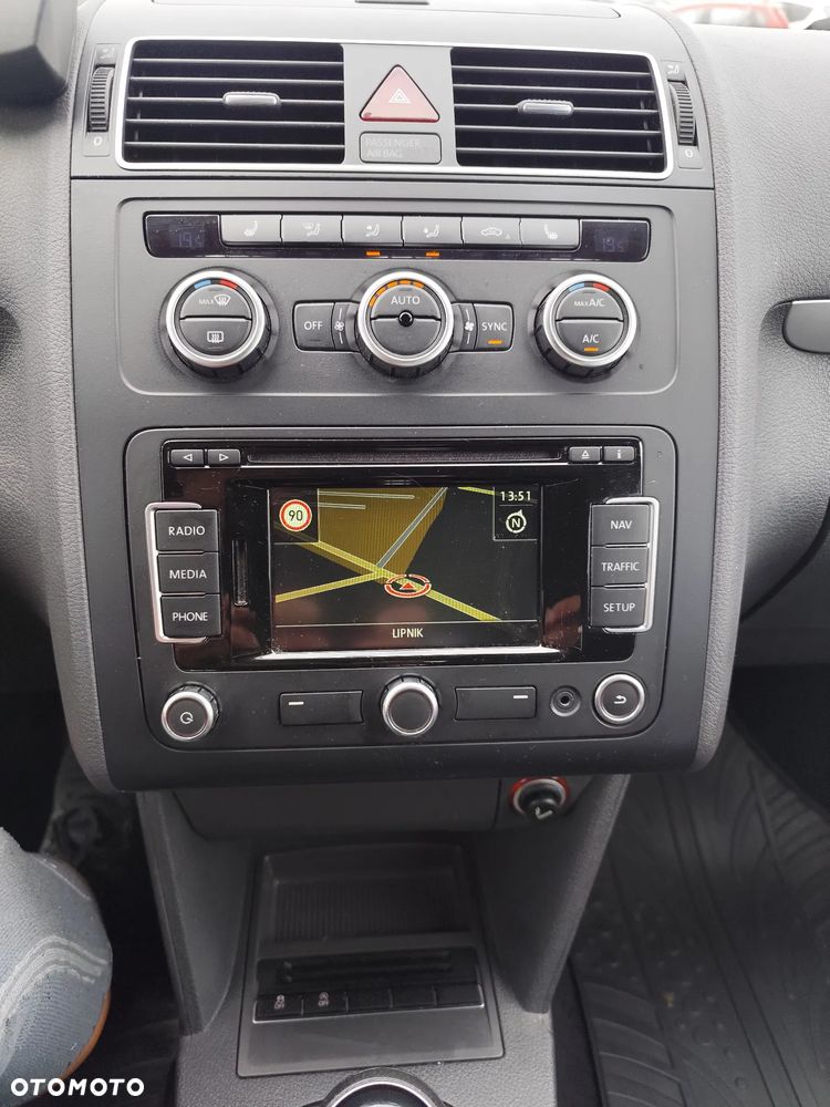 Volkswagen Touran 1.6 TDI DPF BlueMotion Technology Comfortline - 12