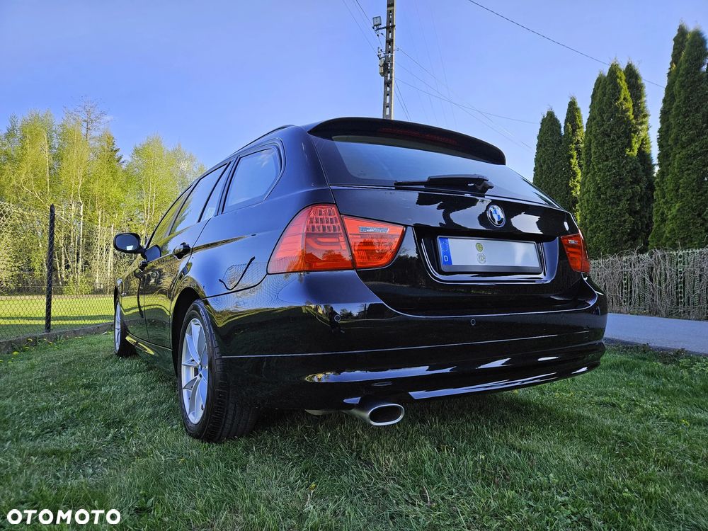 BMW Seria 3 - 17