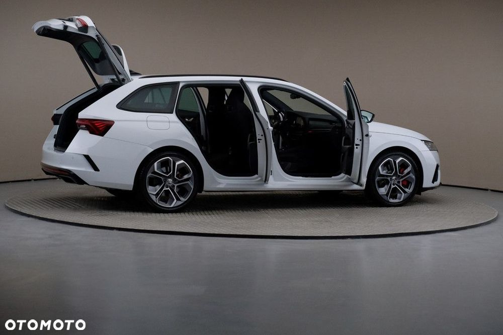 Skoda Octavia 2.0 TSI RS DSG - 6