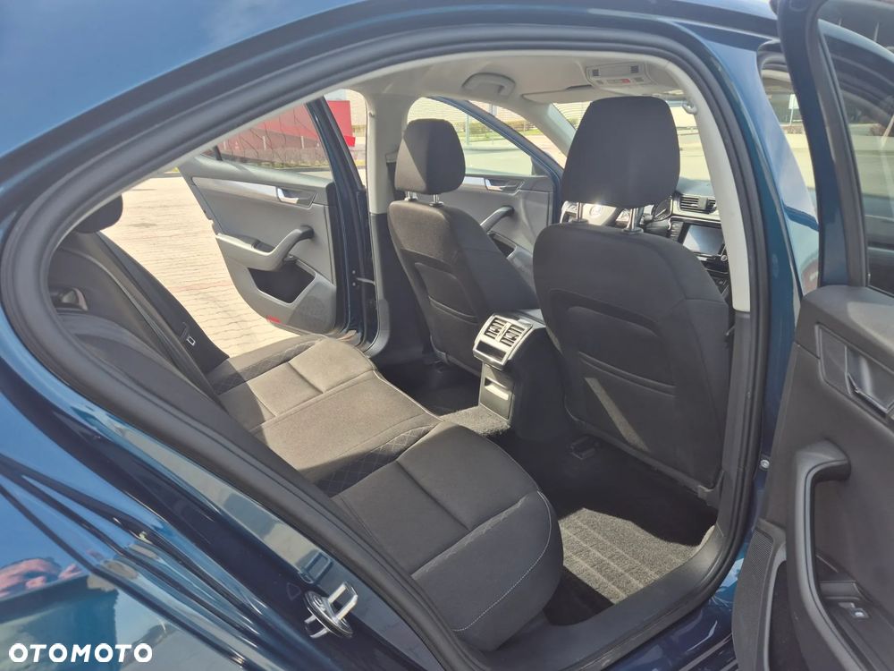 Skoda Superb 2.0 TDI Active - 16