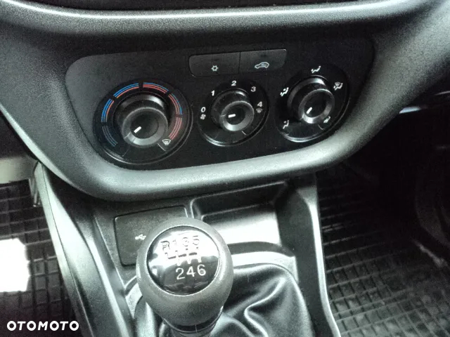 Fiat Doblo - 10
