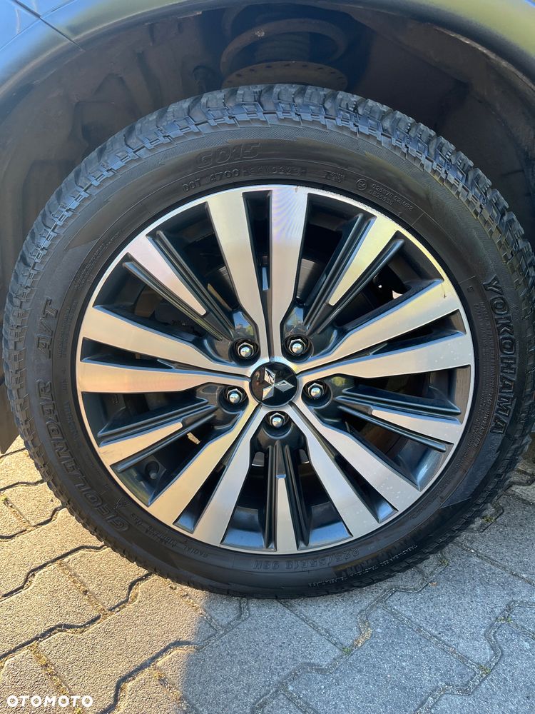 Mitsubishi Outlander 2.0 Instyle Navi 4WD CVT - 6