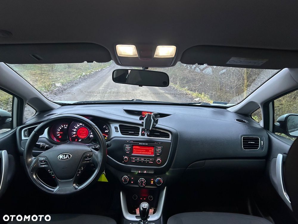 Kia Ceed 1.6 CRDi S - 12