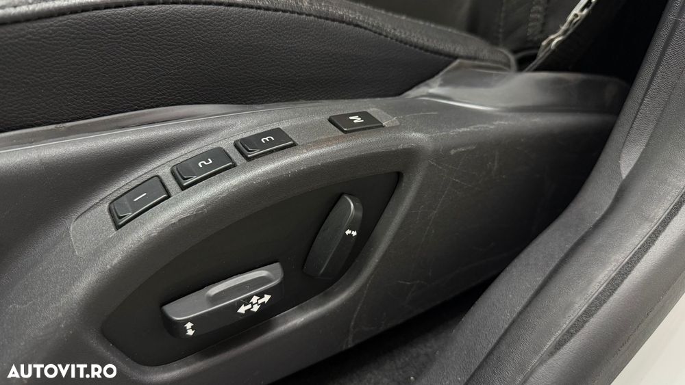 Volvo XC 60 D5 AWD Aut. Summum - 26