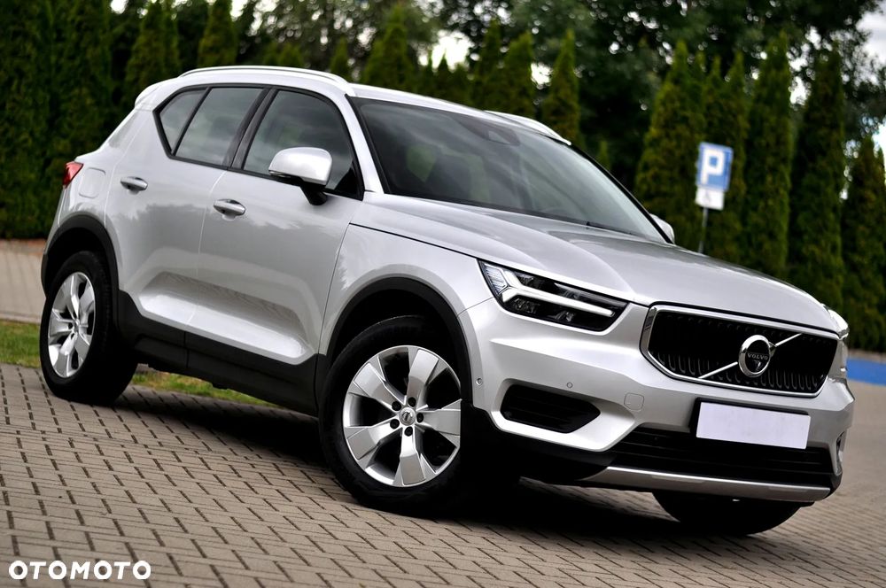 Volvo XC 40 T3 Momentum Pro - 3