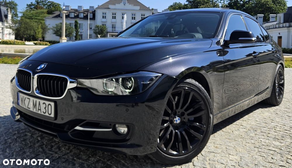 BMW Seria 3 330d xDrive Sport Line - 1