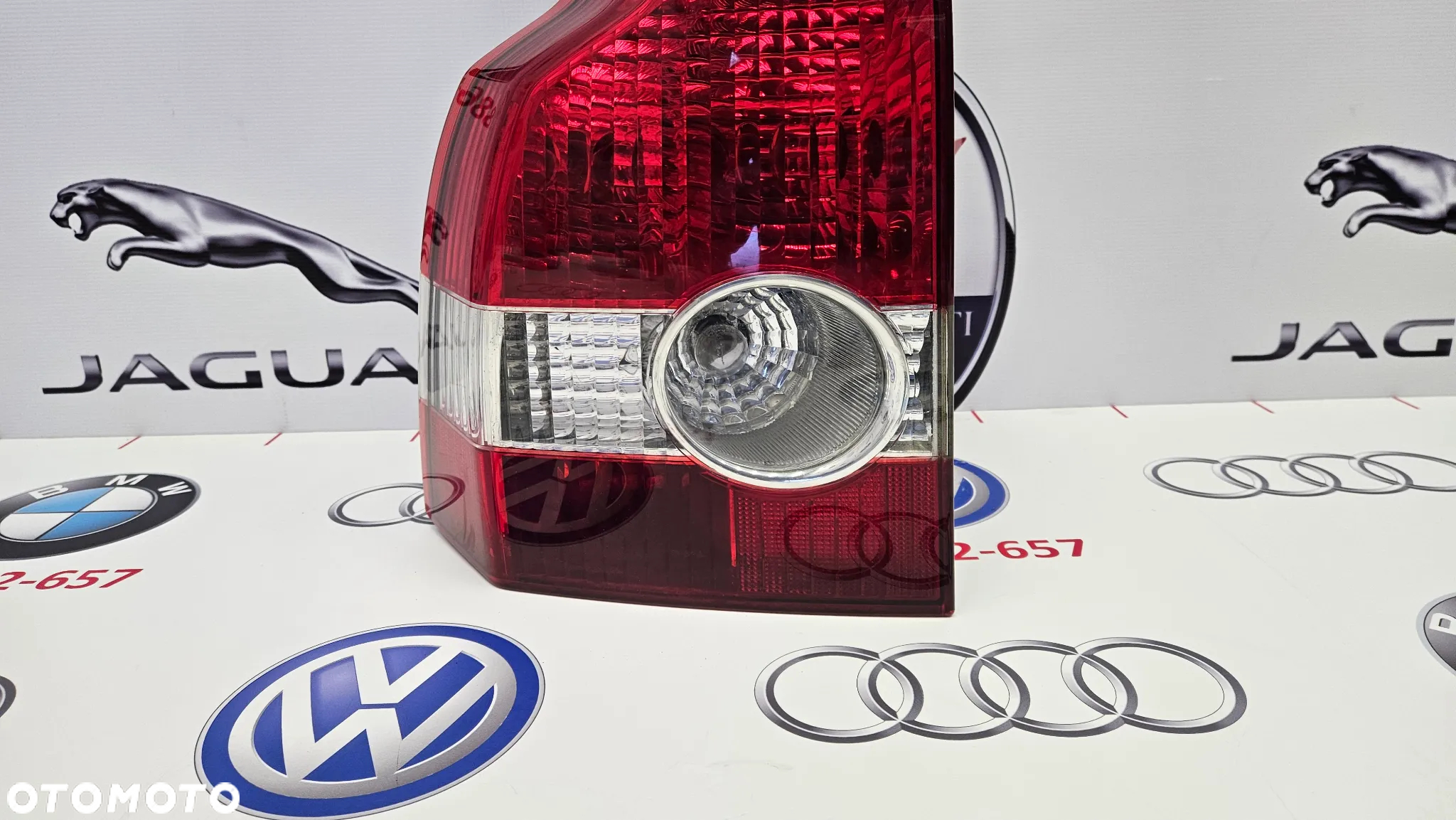 Volvo V50 2003-2007 Lampa tył lewy Lampa tylna lewa Kompletna Europa 30698918 - 2
