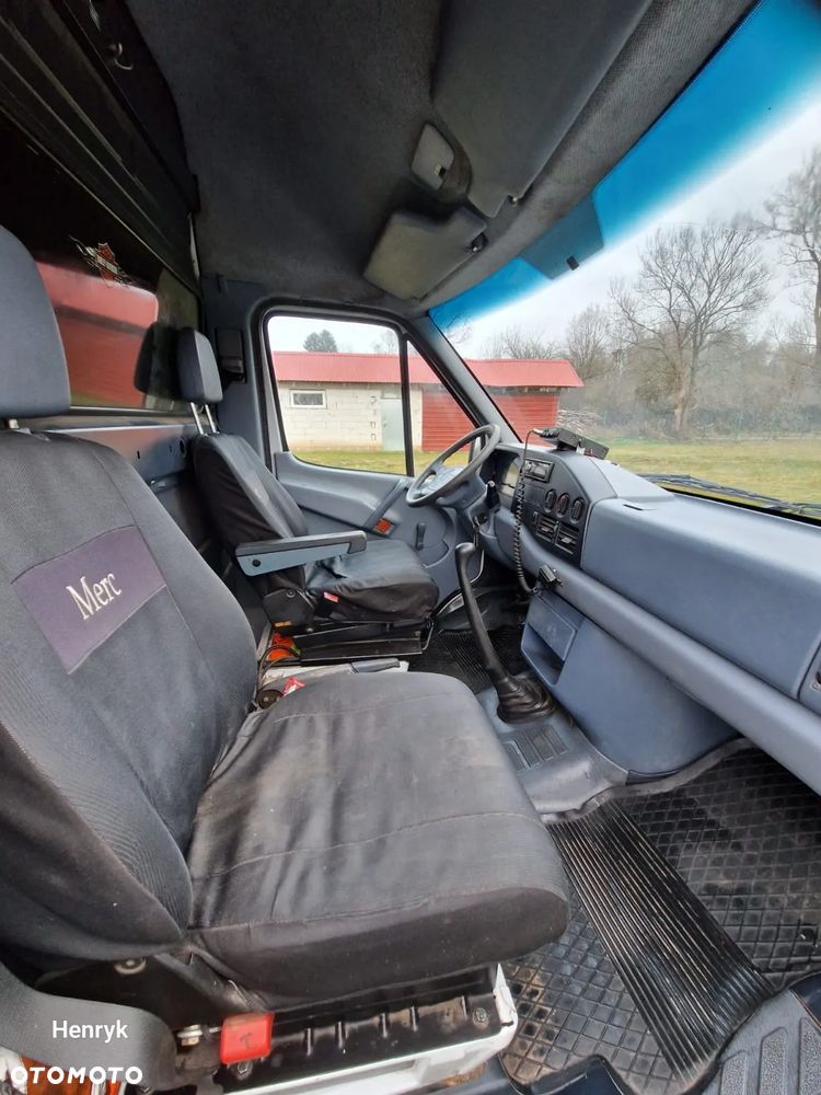 Mercedes-Benz SPRINTER - 7
