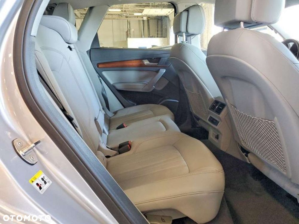Audi Q5 - 11