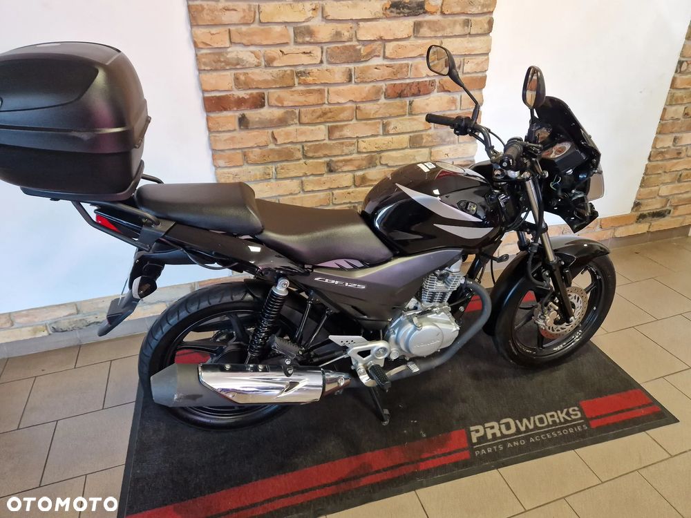 Honda CBF - 9
