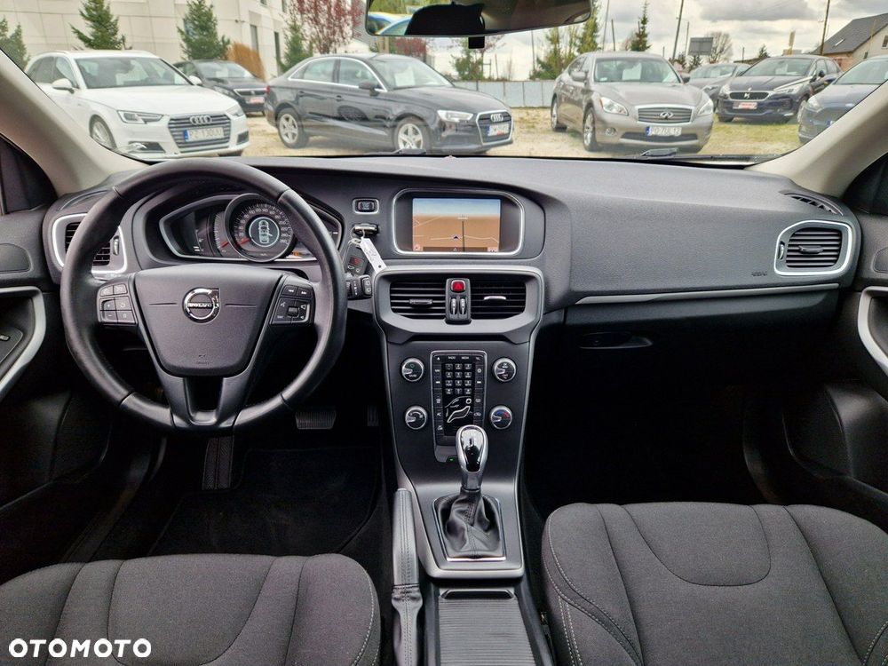 Volvo V40 D2 Drive-E Kinetic - 19