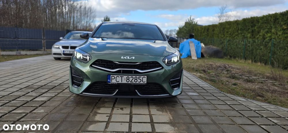Kia ProCeed - 15