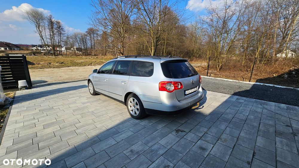 Volkswagen Passat 2.0 TDI DPF Comfortline DSG - 7