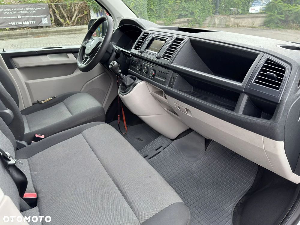 Volkswagen T6 TRANSPORTER 2,0 TDI - 9