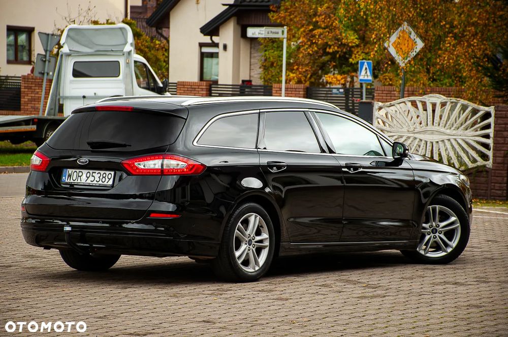 Ford Mondeo 2.0 TDCi STart-Stopp PowerShift-Aut Titanium - 4