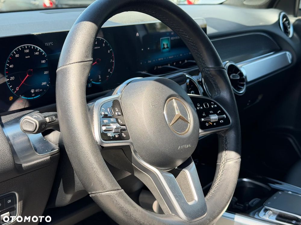 Mercedes-Benz GLB 250 4-Matic 8G-DCT - 31