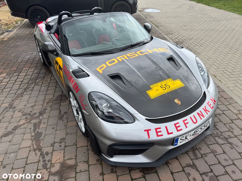 Porsche 718 Spyder - 4