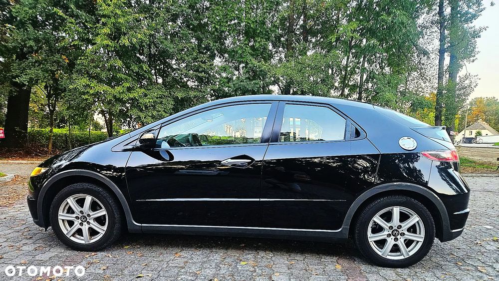 Honda Civic 2011 photo 4