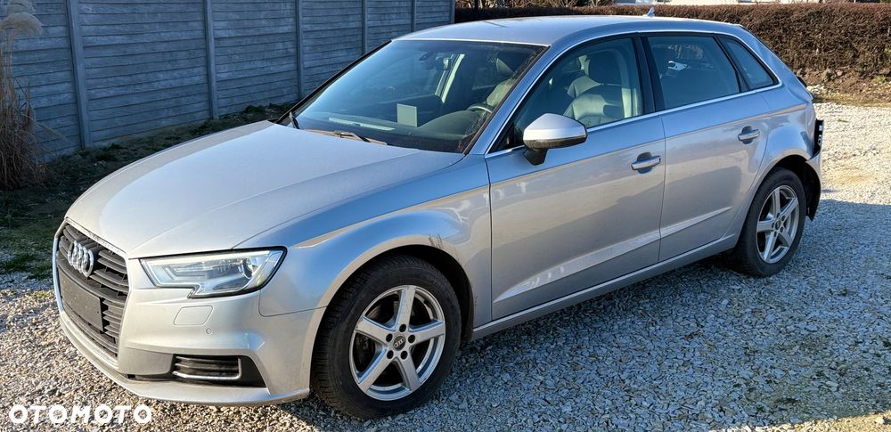 Audi A3 Sportback 1.6 TDI Sport S tronic - 18
