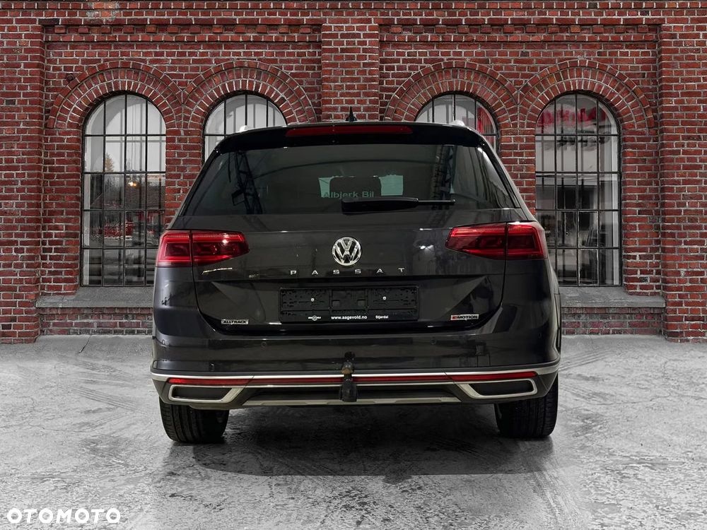 Volkswagen Passat Alltrack 2.0 TDI SCR 4Motion DSG - 4