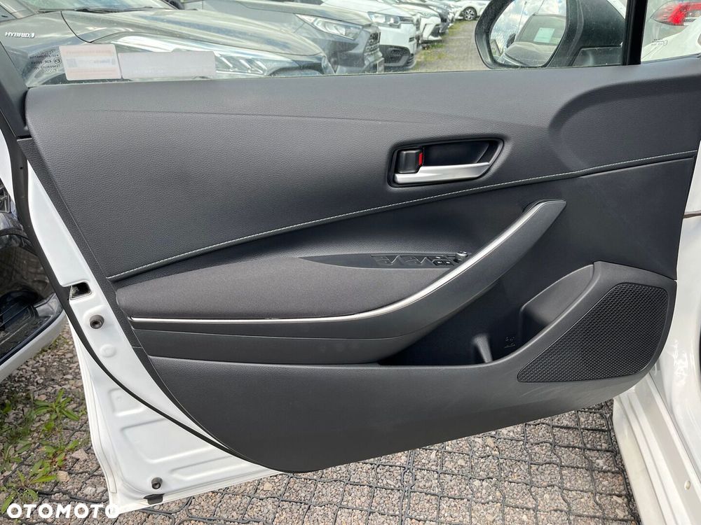 Toyota Corolla 2.0 Hybrid Comfort - 20