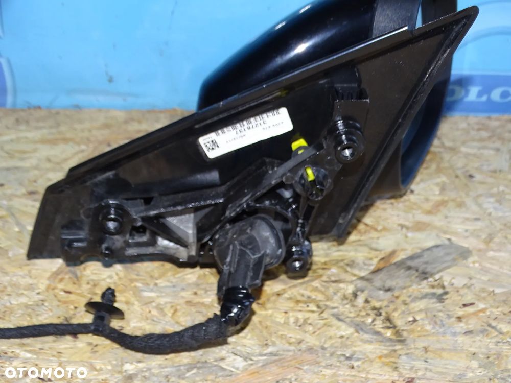 LUSTERKO PRAWE VOLVO V40 6-PIN EURO 31278137 - 3