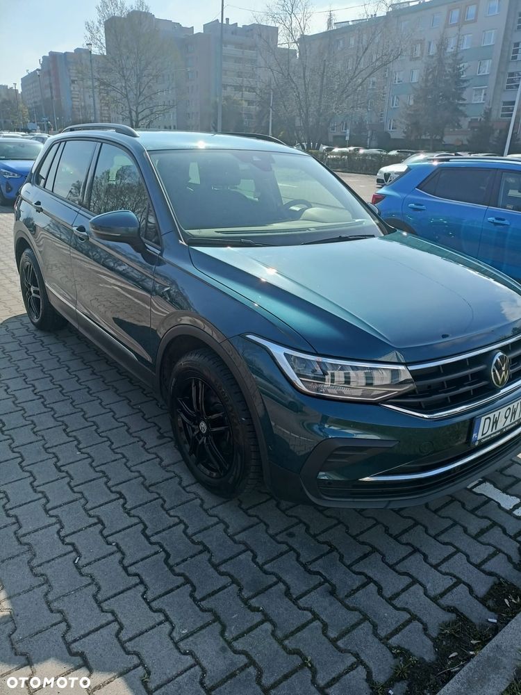 Volkswagen Tiguan - 2