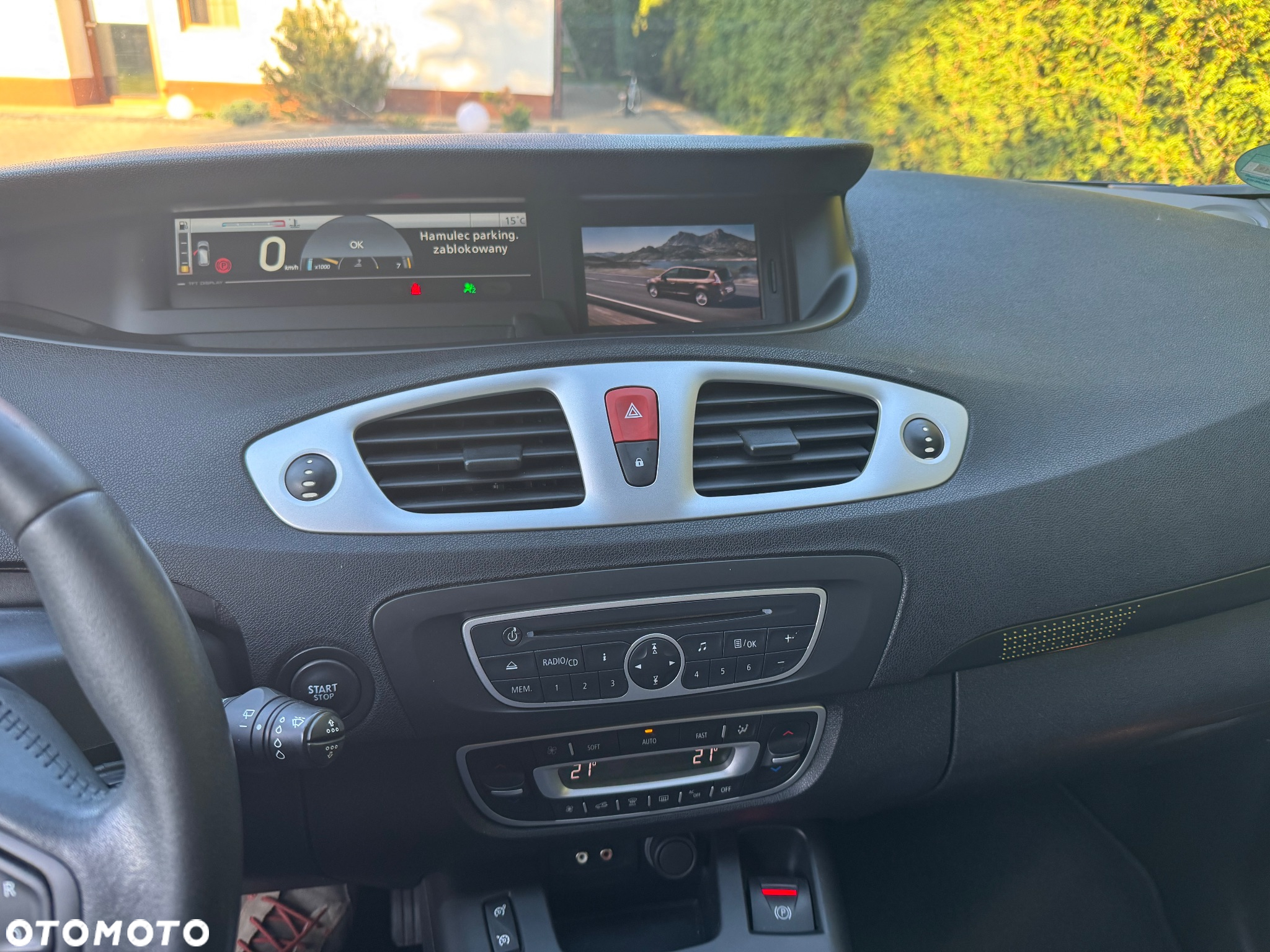 Renault Scenic 1.4 16V TCE Privilege - 15