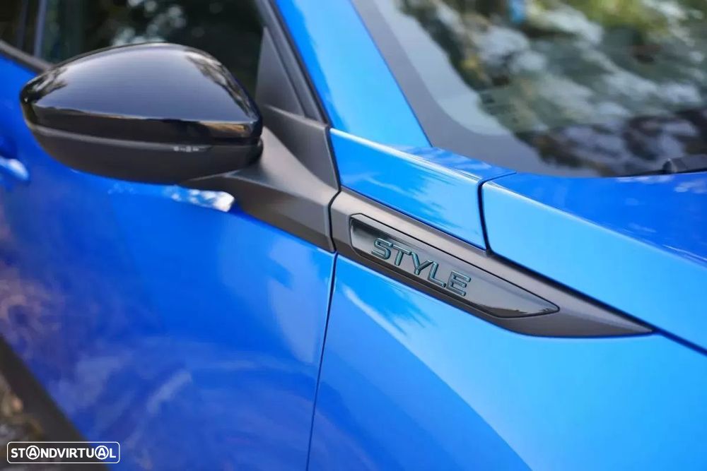 Peugeot e-2008 Style - 7