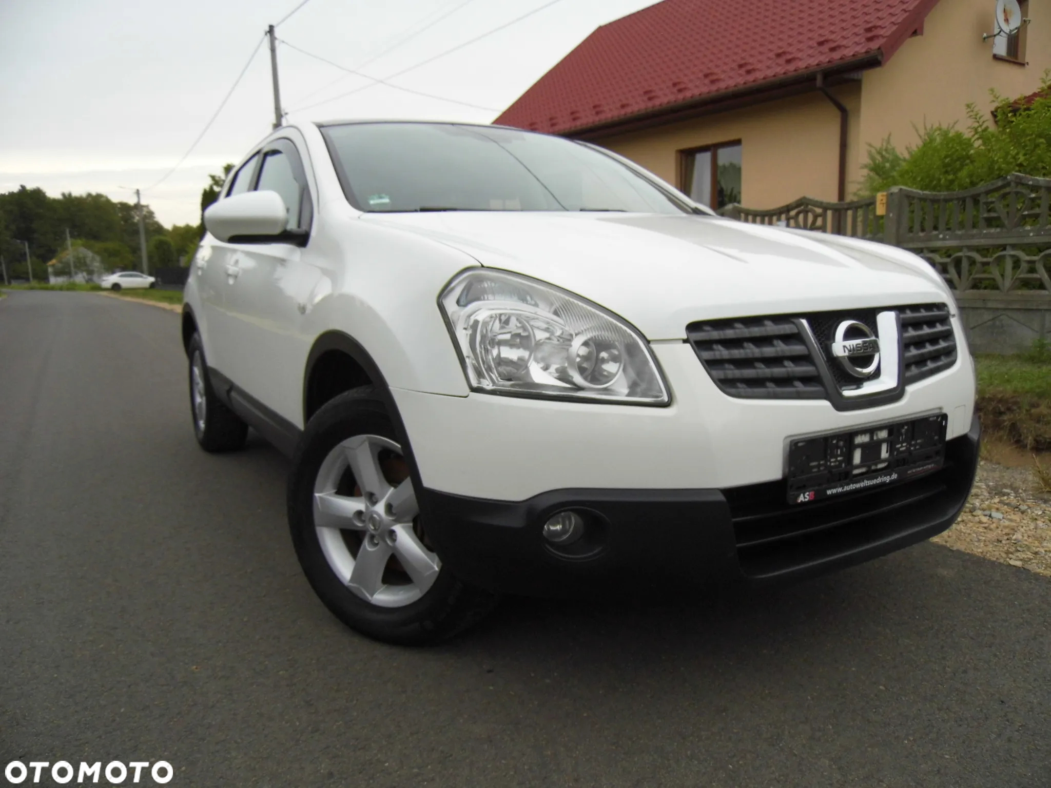 Nissan Qashqai 1.6 visia - 2